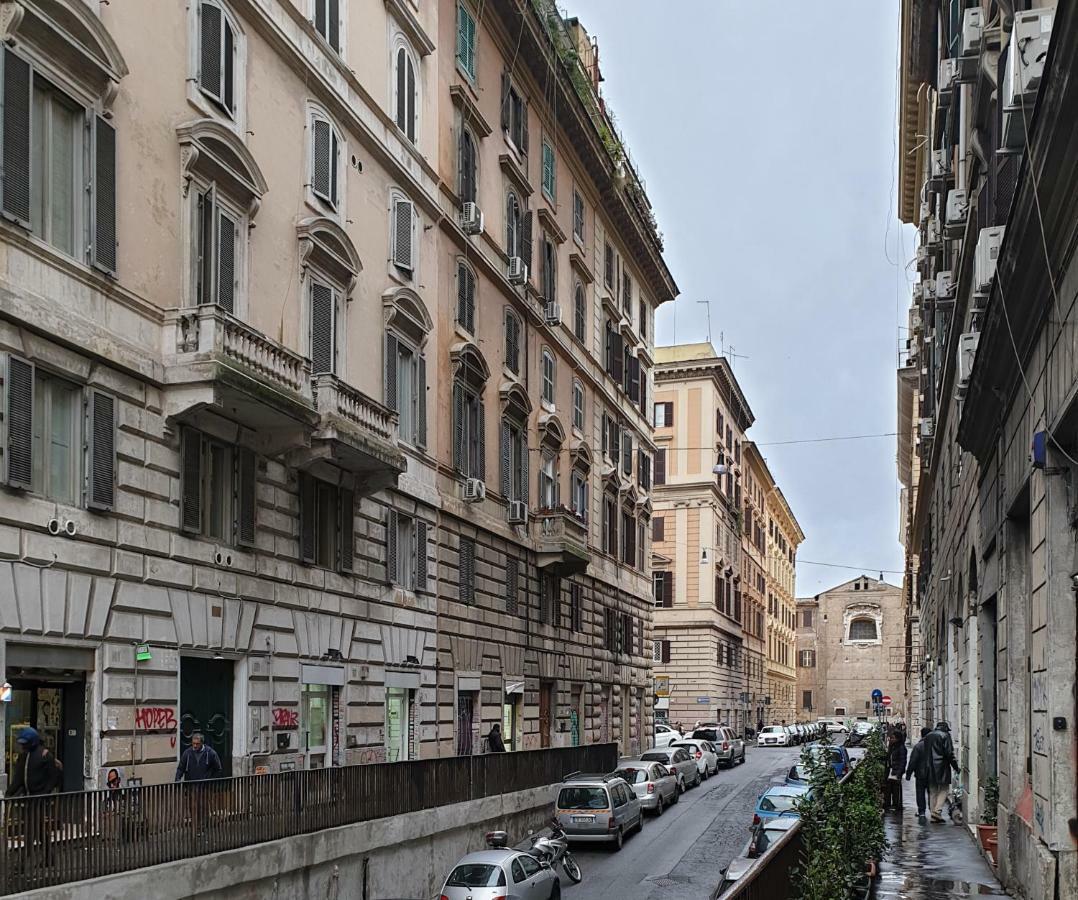 Pimpinella Roma Exterior foto